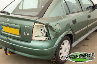 Opel Astra 1.6-16V Club picture 25