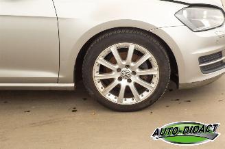 Volkswagen Golf 1.6 TDI Highline Clima Navi picture 33