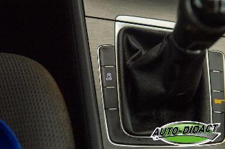 Volkswagen Golf 1.6 TDI Highline Clima Navi picture 11