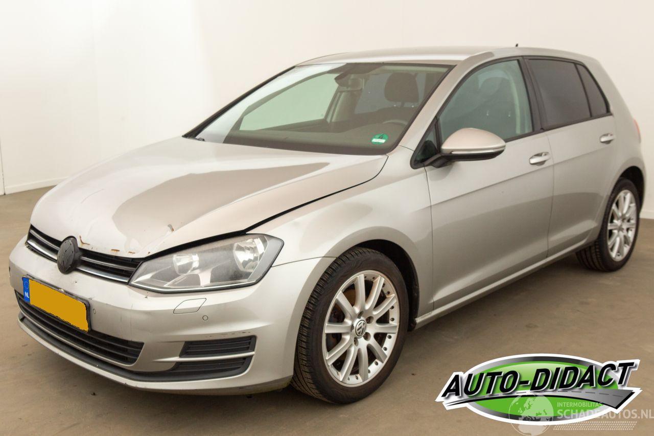 Volkswagen Golf 1.6 TDI Highline Clima Navi