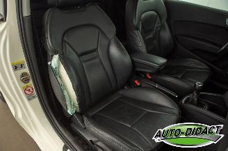 Audi A1 1.6 TDI Airco Leder Ambition picture 21