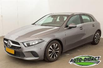 krockskadad bil auto Mercedes A-klasse A180 Automaat Digi Dash Camera Navi Clima Business Solution 2022/7