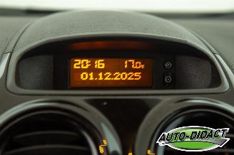 Opel Corsa 1.2-16V \\\'111\\\' Edition Airco picture 7