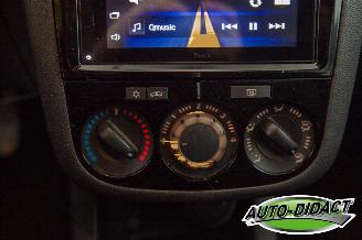 Opel Corsa 1.2-16V \\\'111\\\' Edition Airco picture 12