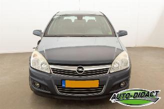 Opel Astra 1.6 Cosmo Navi Stoelverwarming Leder picture 42