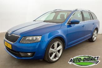 Voiture accidenté Skoda Octavia 1.2 TSI 77KW LEER 2013/9