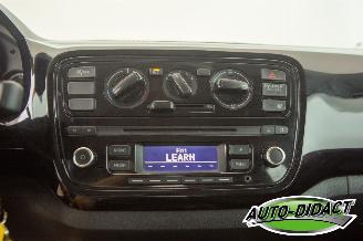 Volkswagen Up! 1.0 move up! BlueMotion picture 8