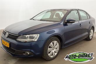 krockskadad bil auto Volkswagen Jetta 1.2 TSI Airco Trendline 2011/6