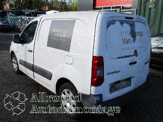 Peugeot Partner Partner (GC/GF/GG/GJ/GK) Van 1.6 HDI 75 16V (DV6BUTED4(9HT)) [55kW]  (=
04-2008/12-2018) picture 4