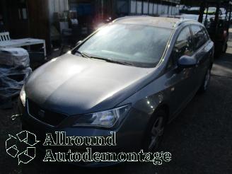 demontáž osobní automobily Seat Ibiza Ibiza ST (6J8) Combi 1.2 TDI Ecomotive (CFWA) [55kW]  (04-2010/05-2015=
) 2012