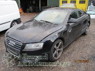Uttjänta bilar auto Audi A5 A5 (8T3) Coupé 2.7 TDI V6 24V (CGKA(Euro 5)) [140kW]  (06-2008/03-20=
12) 2009/1