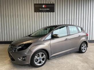 Vaurioauto  passenger cars Ford C-Max Sync Edition 2015/8