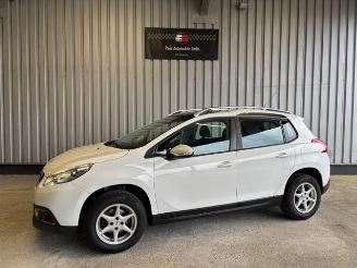  Peugeot 2008 Active Autom / Panorama / Navigation 2016/4