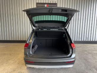 Volkswagen Tiguan OFFROAD 2.0 TSI 4Motion picture 13