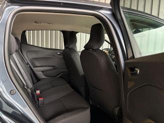 Renault Clio V Experience Navigation / LED picture 13