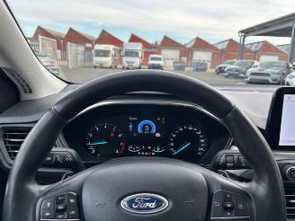 Ford Focus Turnier Titanium Pano / LED / R-Kamera picture 16
