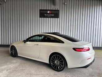Mercedes E-klasse 200 Coup AMG-Lin Panorama / Widscrn picture 4