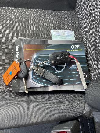 Opel Vivaro 2.0 CDTI L3H1 DC Edition picture 28