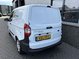 Ford Transit Courier Van 1.5 TDCI Trend Duratorq picture 21