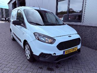Ford Transit Courier Van 1.5 TDCI Trend Duratorq picture 35