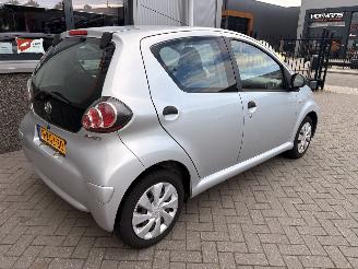 Toyota Aygo 1.0 VVT-i Comfort 5drs picture 26
