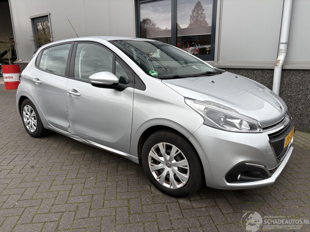 Peugeot 208 1.2 PureTech Blue Lion