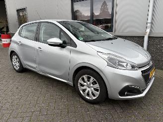 Auto incidentate Peugeot 208 1.2 PureTech Blue Lion 2016/6