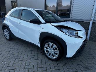 Unfallwagen Toyota Aygo AYGO X  1.0 VVT-i MT Play 2024/11