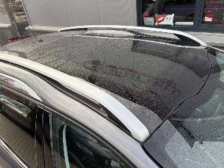 Peugeot 2008 1.2 PureTech Crossway picture 32