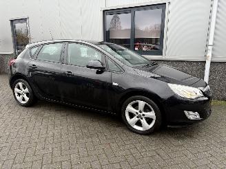 Opel Astra 1.4 Turbo Edition picture 2