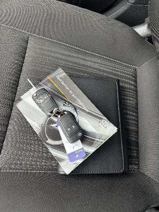 Opel Astra 1.4 Turbo Edition picture 31