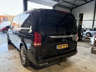 Mercedes V-klasse 250D Extra Lang Avantgarde picture 17