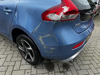 Volvo V-40 2.0 D2 R-Design Business picture 19