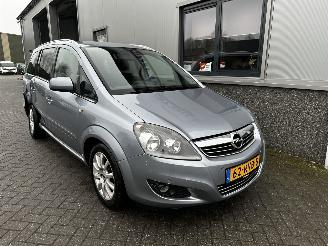 Schadeauto Opel Zafira 1.8 Edition 2011/7