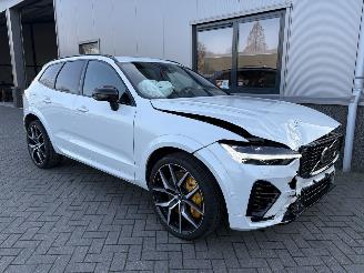 Vaurioauto  passenger cars Volvo Xc-60 2.0 T8 Plug-in-hybrid AWD Polestar Engineered 2022/1