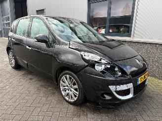 Unfallwagen Renault Scenic 1.4 TCE Dynamique 2009/7