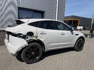 Jaguar E-Pace 1.5 P300e AWD R-Dynamic HSE picture 4