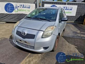 disassembly passenger cars Toyota Yaris Yaris II (P9), Hatchback, 2005 / 2014 1.3 16V VVT-i 2008/6