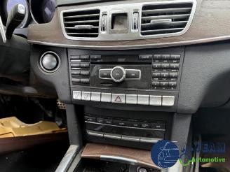 Mercedes E-klasse E (W212), Sedan, 2009 / 2016 E-350 CDI BlueTEC 3.0 V6 24V 4-Matic picture 21