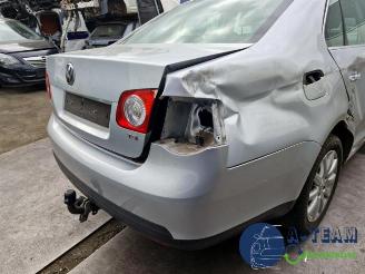 Volkswagen Jetta Jetta III (1K2), Sedan, 2005 / 2010 1.4 TSI 160 16V picture 13