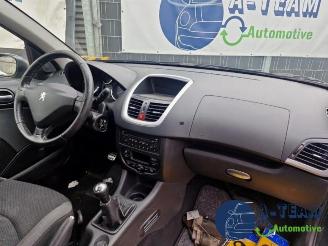 Peugeot 206 206+ (2L/M), Hatchback, 2009 / 2013 1.4 XS picture 25