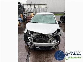 Vrakbiler auto Toyota Yaris Yaris III (P13), Hatchback, 2010 / 2020 1.0 12V VVT-i 2012/9