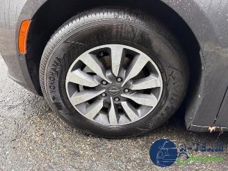 Chrysler Pacifica Pacifica, SUV, 2003 3.6 V6 24V Hybrid picture 14