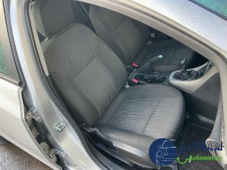 Opel Astra Astra J (PC6/PD6/PE6/PF6), Hatchback 5-drs, 2009 / 2015 1.4 Turbo 16V picture 18