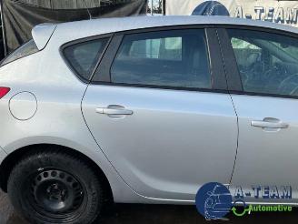 Opel Astra Astra J (PC6/PD6/PE6/PF6), Hatchback 5-drs, 2009 / 2015 1.4 Turbo 16V picture 8