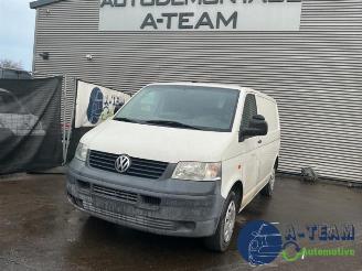 Vrakbiler auto Volkswagen Transporter Transporter T5, Van, 2003 / 2015 1.9 TDi 2006/8