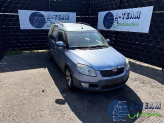Salvage car Skoda Roomster Roomster (5J), MPV, 2006 / 2015 1.4 16V 2008/1
