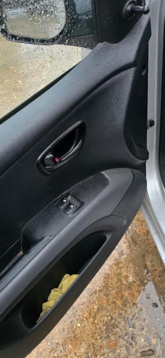 Hyundai I-10  picture 13