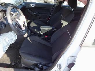 Ford Fiesta  picture 17