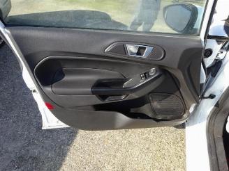 Ford Fiesta  picture 15